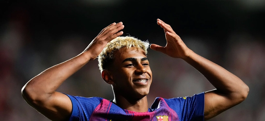 مستوحى من جذوره.. أديداس تمنح لامين يامال شعارا مذهلا